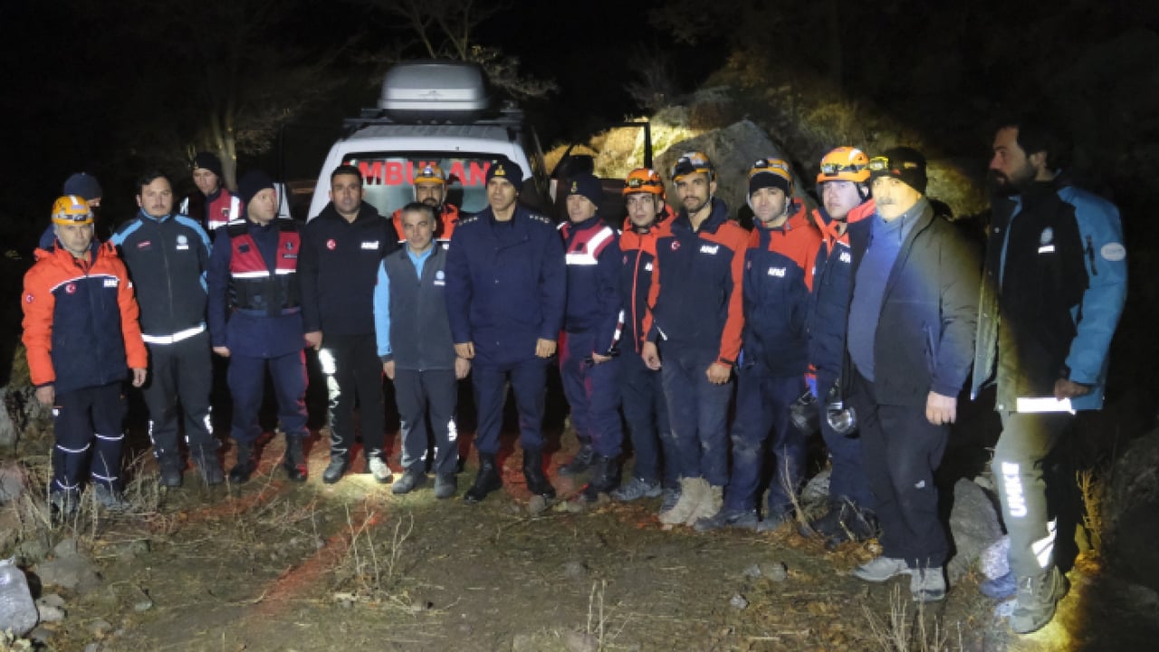 Foto - Define hırsından ‘cehennem’ çukuruna! Sarnıçta mahsur kalmışlardı: Tarihi mirasımıza göz diken 3 alçak gözaltına alındı