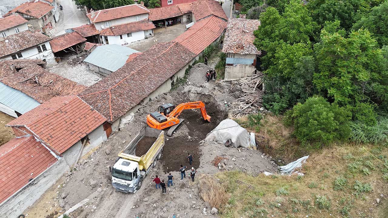 Foto - Define kazısında korkunç olay