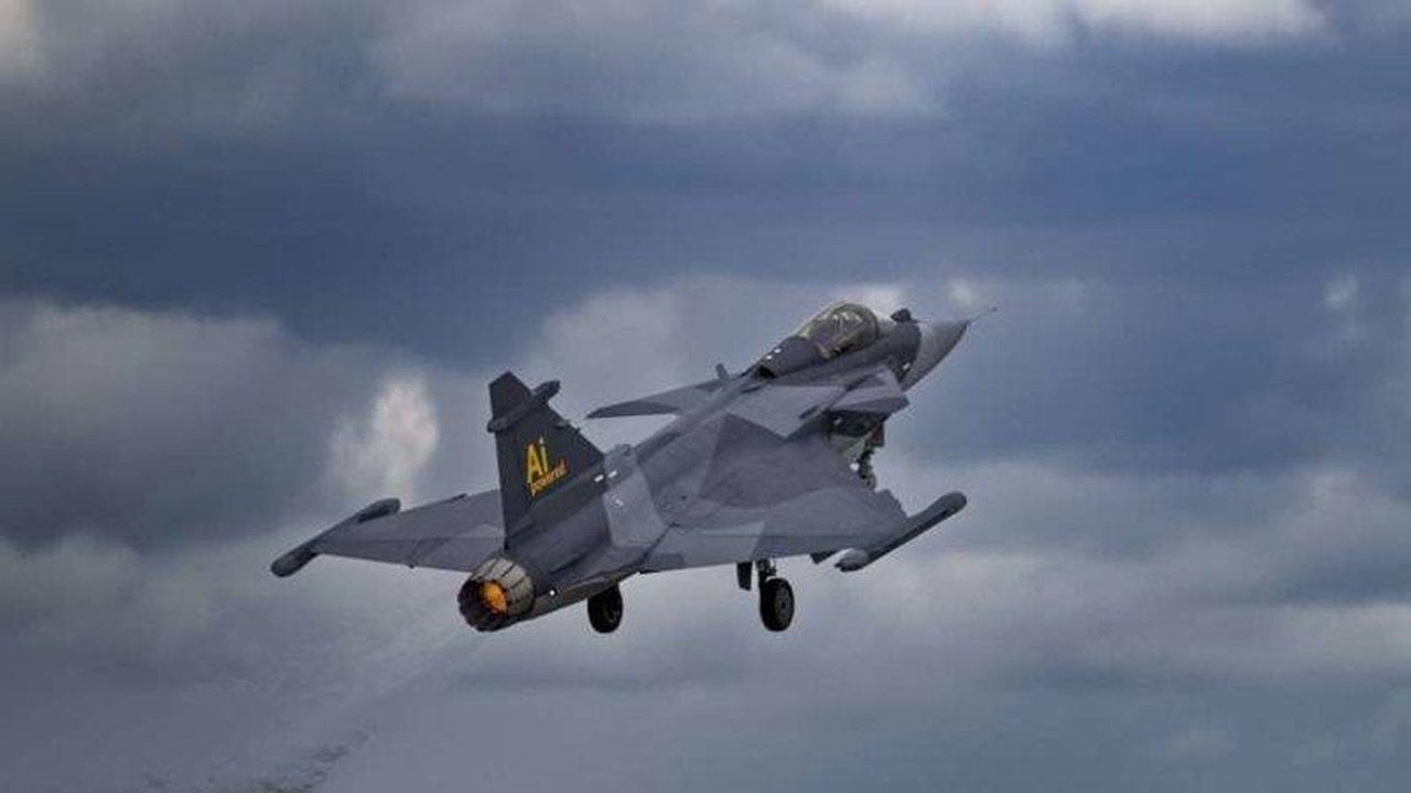 Foto - Değeri tamı tamına 2,5 milyar dolar: 16 adet Gripen savaş uçağı koptu geliyor