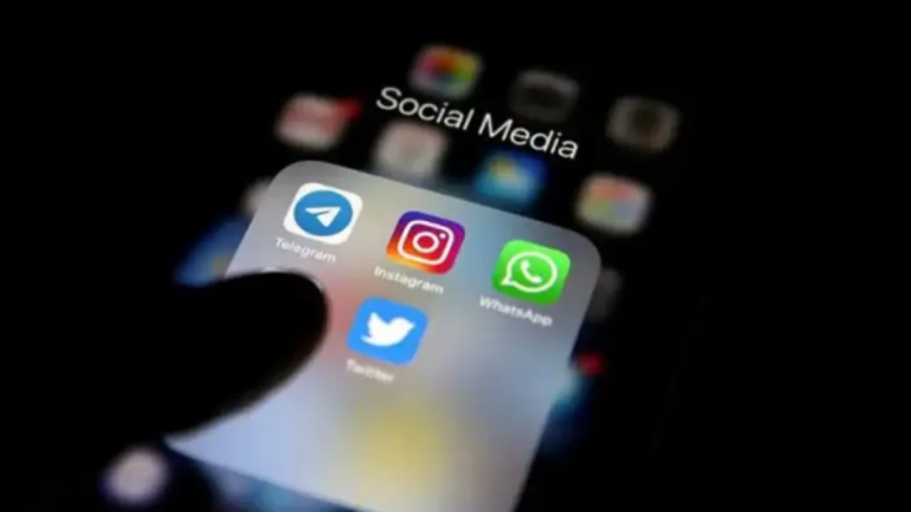 Foto - Değişikliği fırsat bildiler: Şimdi de sosyal medyaya dadandılar!