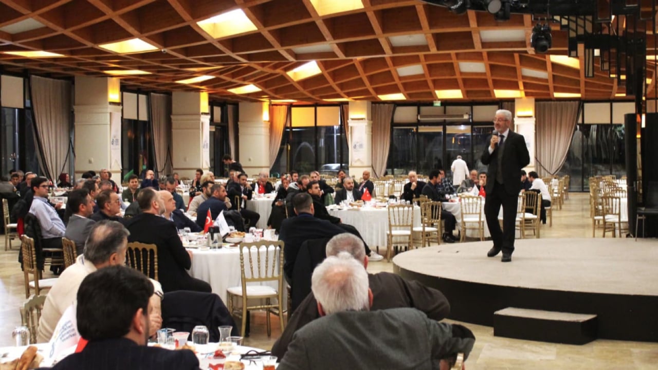 Değişim Dinamikleri Yönetim Merkezi 32. Geleneksel İftar Programı, Girişimcinin Medeniyet İnşası: Kurumsallaşma Kitabının Lansmanı ile Gerçekleştirildi