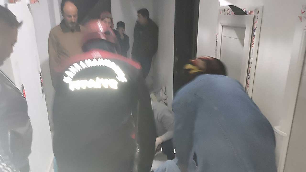 Foto - Dehşet anları! Asansör 9 kat aşağı düştü