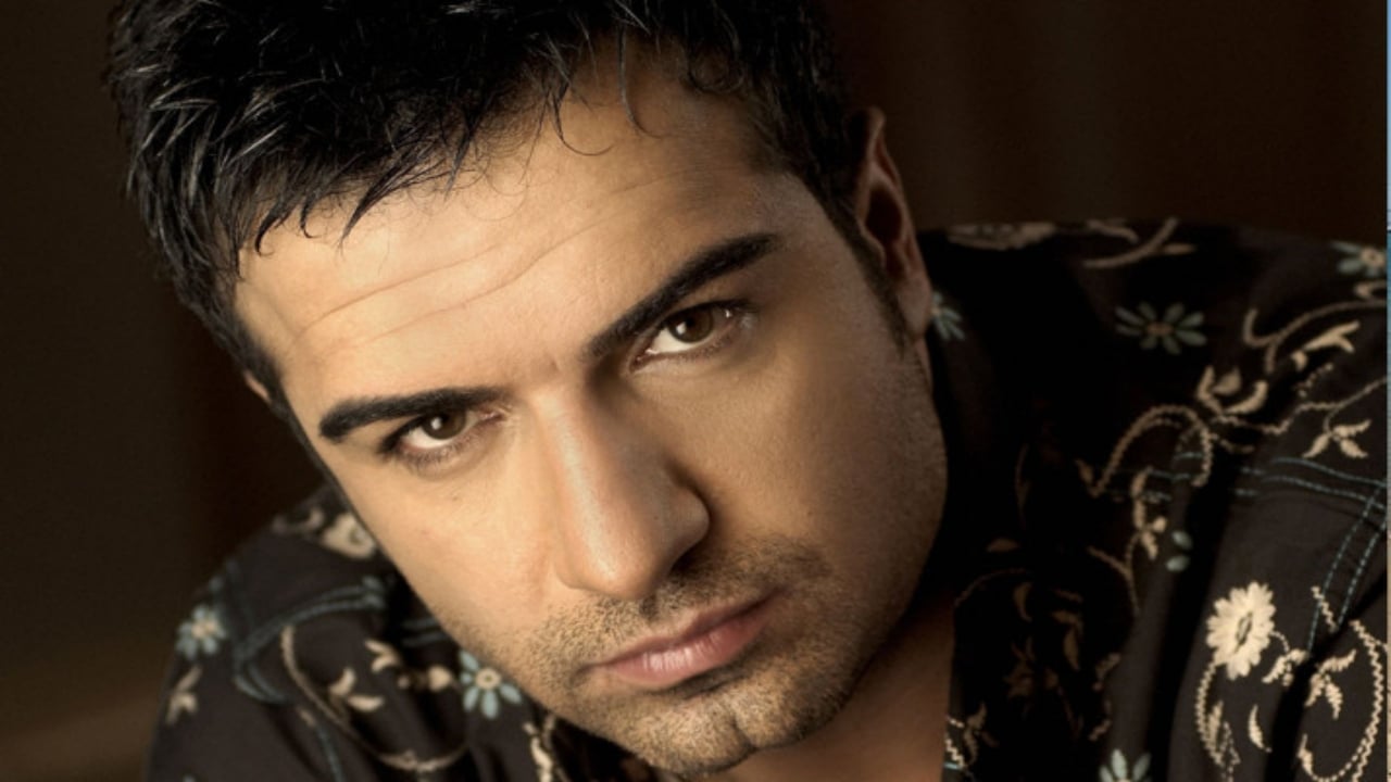 Foto - "Deli misin?" diyenlere fabrikayla cevap verdi! Ünlü sanatçı, arabalarını ve evlerini satıp 78 haneli köyüne yatırdı