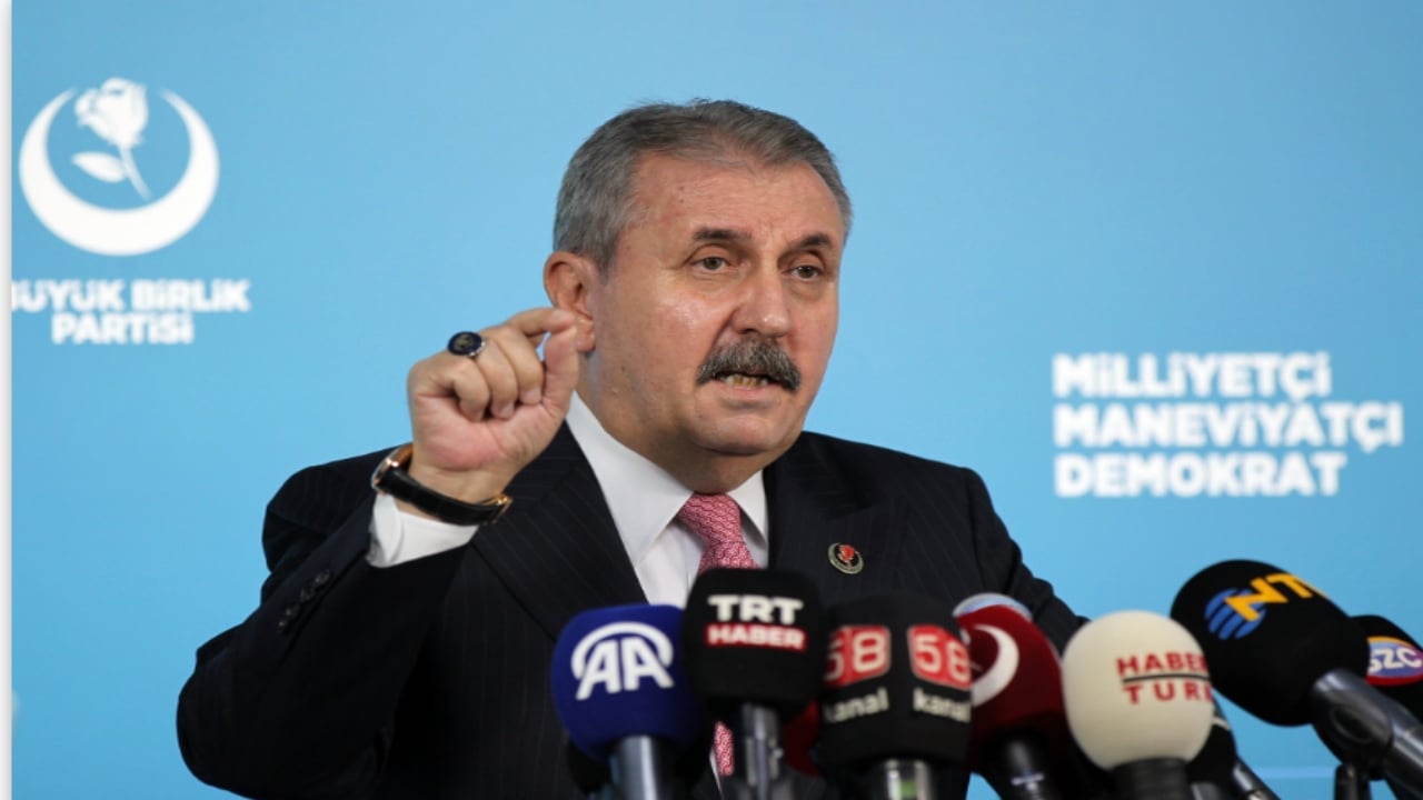 Foto - DEM Parti’nin Erdoğan’a yaptığı çağrıya Mustafa Destici’den çok sert tepki! "Parmak" çıkışıyla ortalık bir anda karıştı