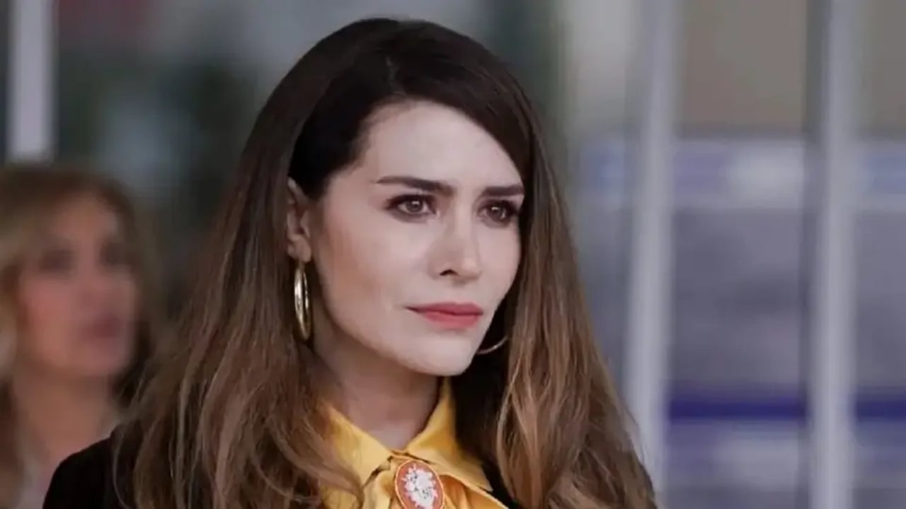 Foto - DEM Parti’nin teröristler için başlattığı "saç örme" akımına ünlü oyuncu da dahil oldu