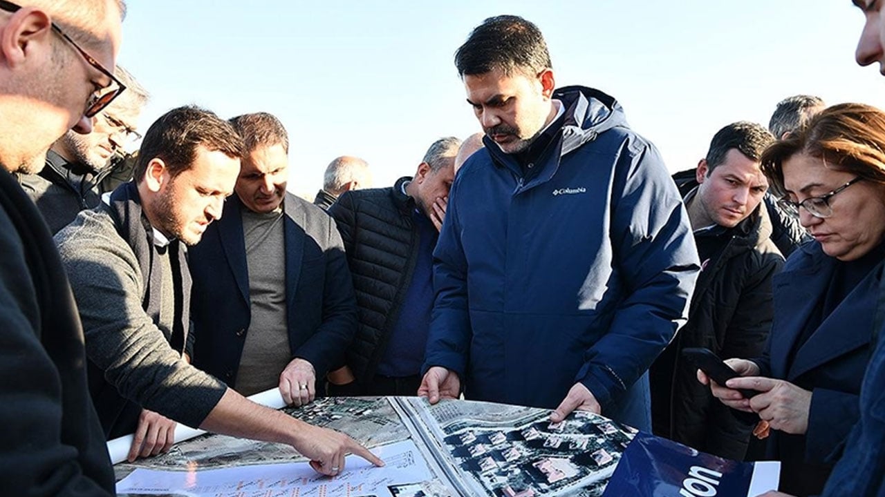 Foto - DEM Parti’ye gereken cevabı depremzede verdi: Murat Kurum kırmızı çizgimiz