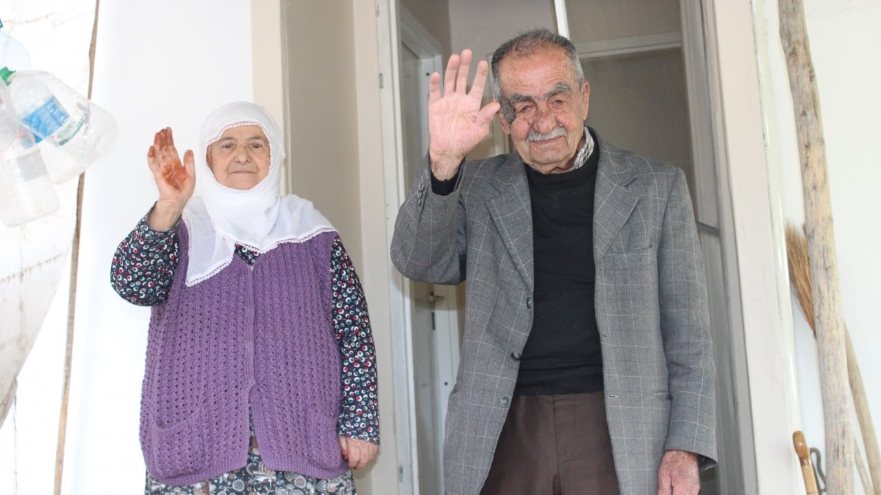 Foto - Demek ki öğrenmenin yaşı yokmuş: Eşinden fırça yiyen kadın öyle bir şey yaptı ki..