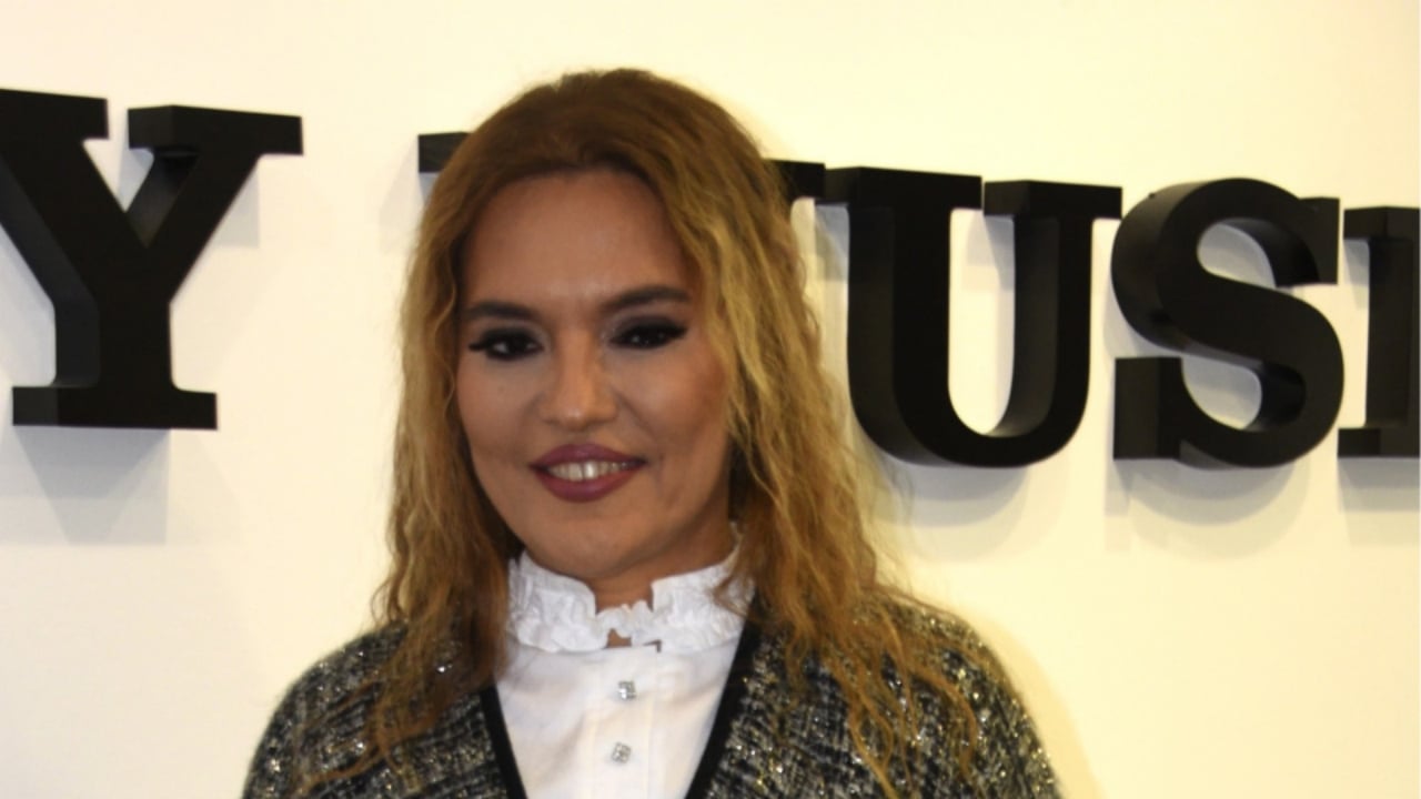 Foto - Demet Akalın’dan Ramazan ayı için bir tuhaf öneri: Her yıl yeni ayetler inmiyor, eski programları izleyelim