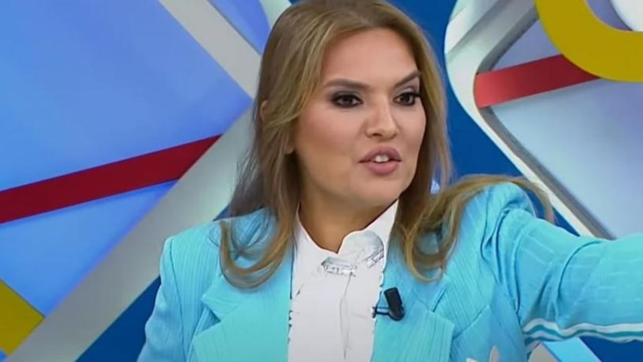 Demet Akalın’dan Ramazan ayı için bir tuhaf öneri: Her yıl yeni ayetler inmiyor, eski programları izleyelim