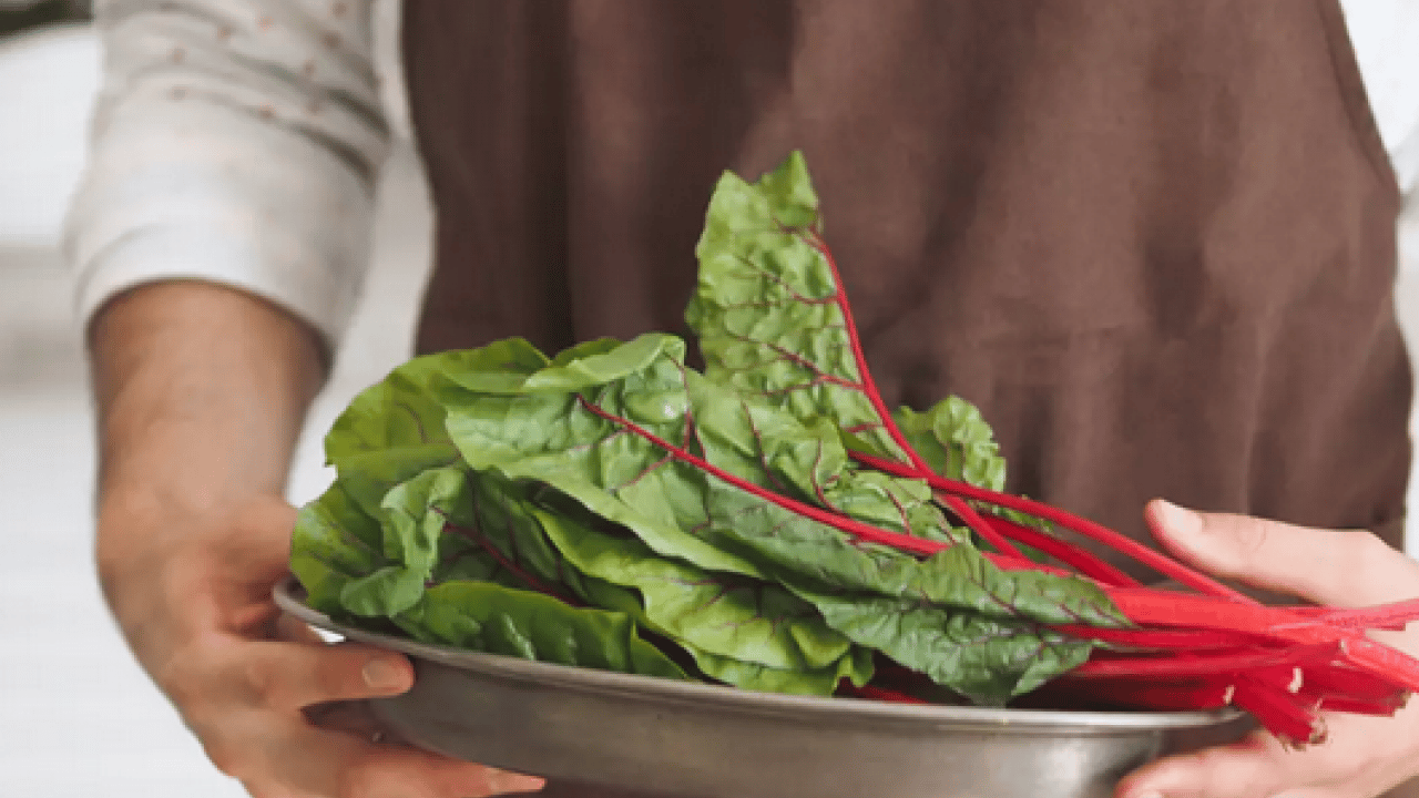 Foto - Demir, magnezyum ve C yüklüyor... Pazardan almadan dönmeyin! Ispanaktan 2 kat daha...