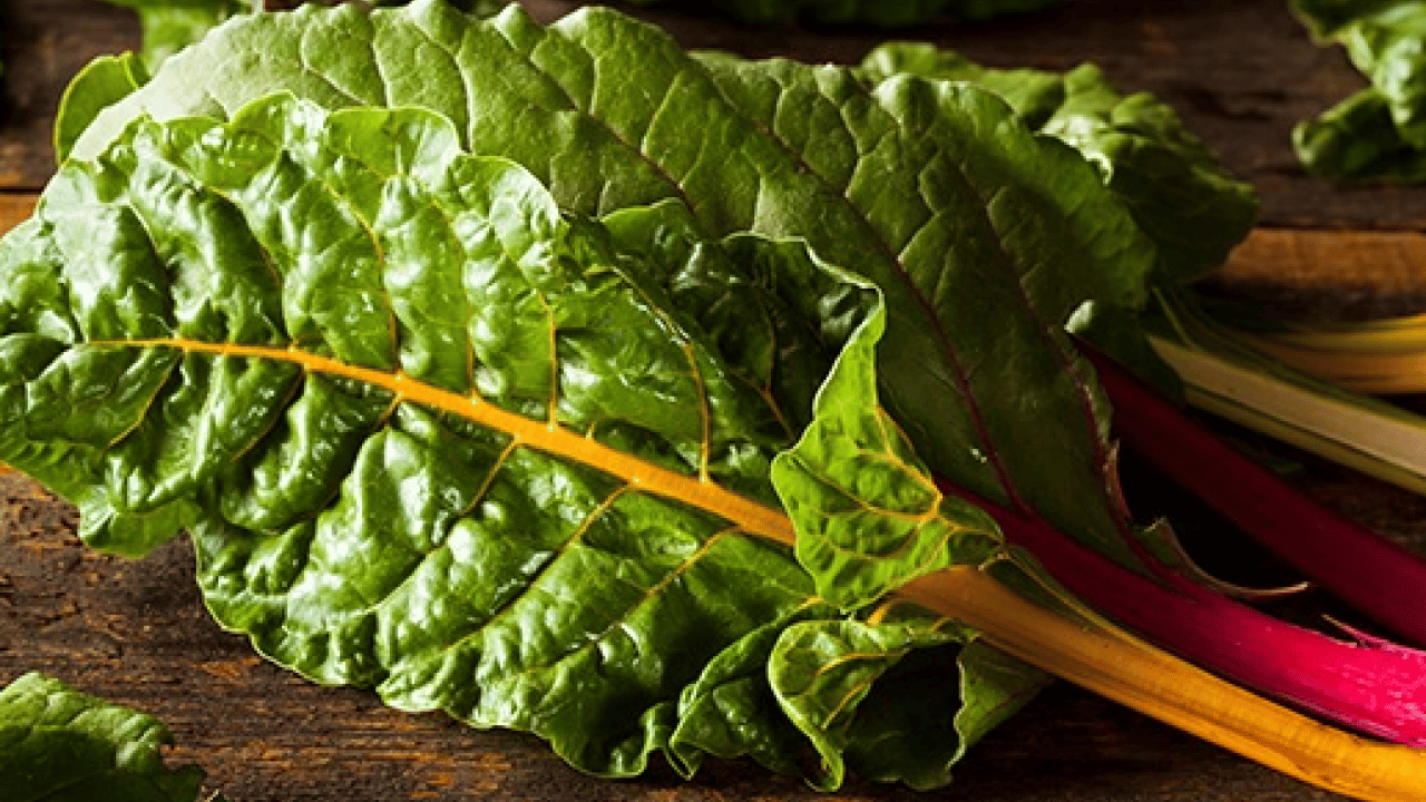 Foto - Demir, magnezyum ve C yüklüyor... Pazardan almadan dönmeyin! Ispanaktan 2 kat daha...