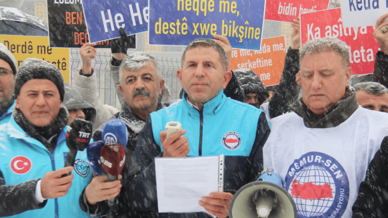 Foto - DEM'li belediyelerde eşi benzeri görülmemiş memur kıyımı: 3 günde 262 memur işten atıldı...