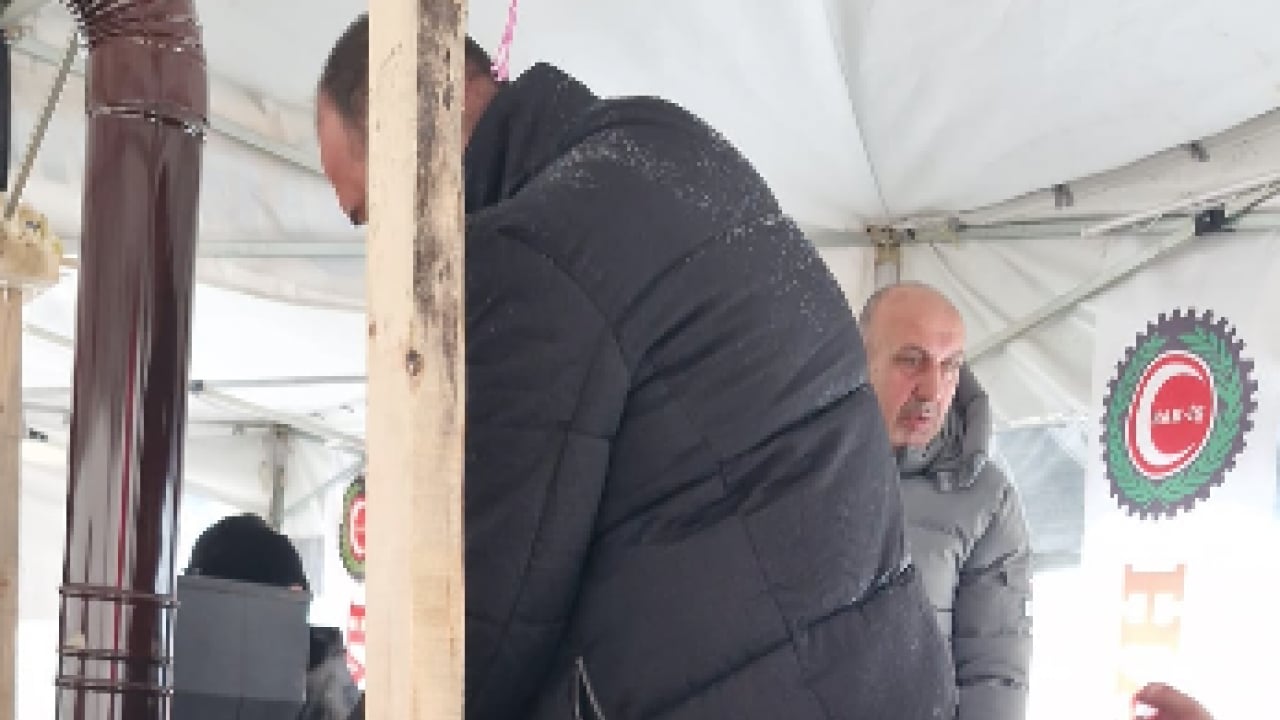 Foto - DEM'li belediyelerde eşi benzeri görülmemiş memur kıyımı: 3 günde 262 memur işten atıldı...