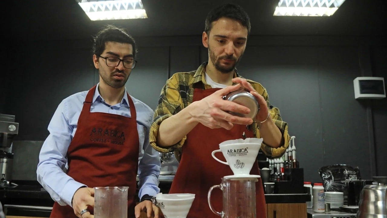 Demli çay yerini kahveye bıraktı