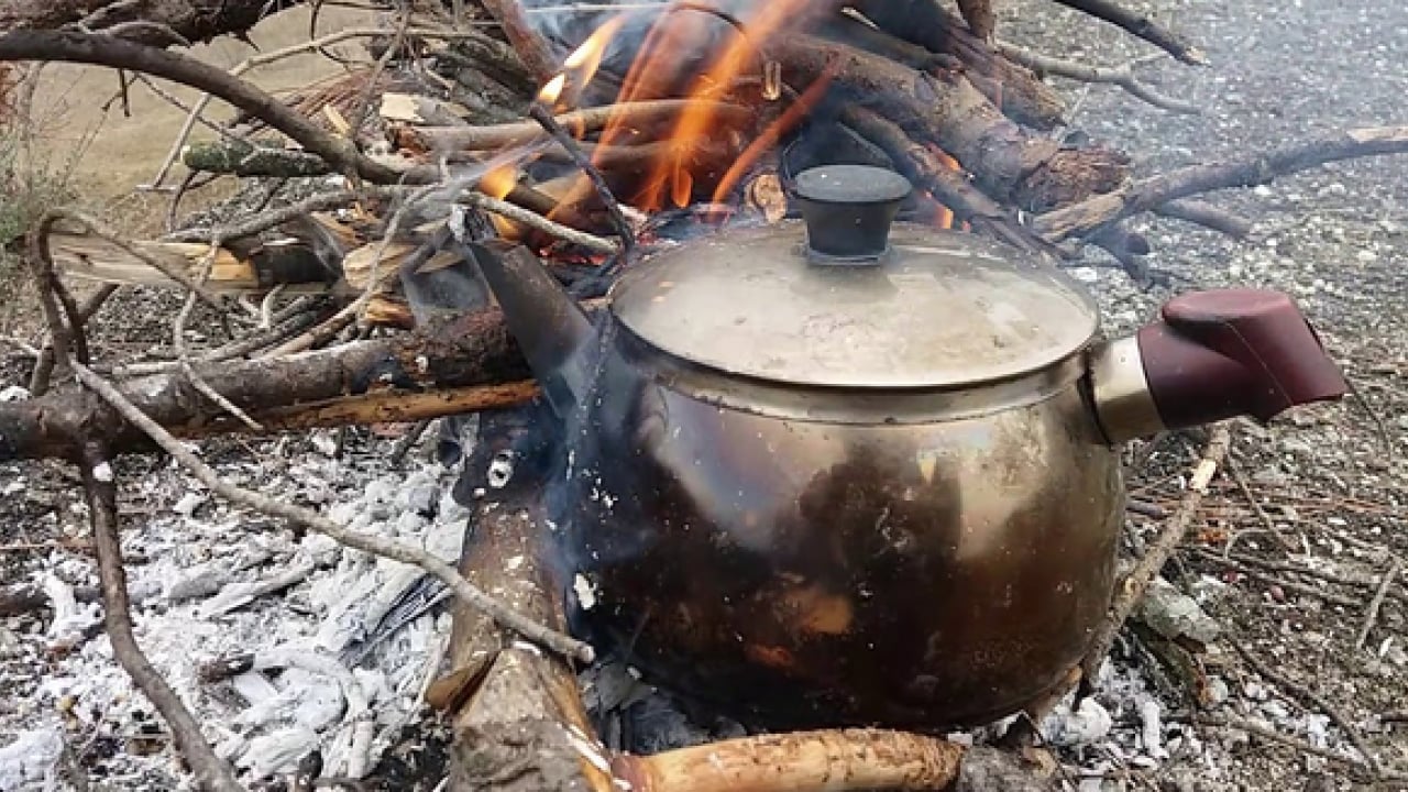 Foto - Demlikte kalan çay yaprakları meğerse... Milyonlarca kişi çöpe döküyor maalesef!..