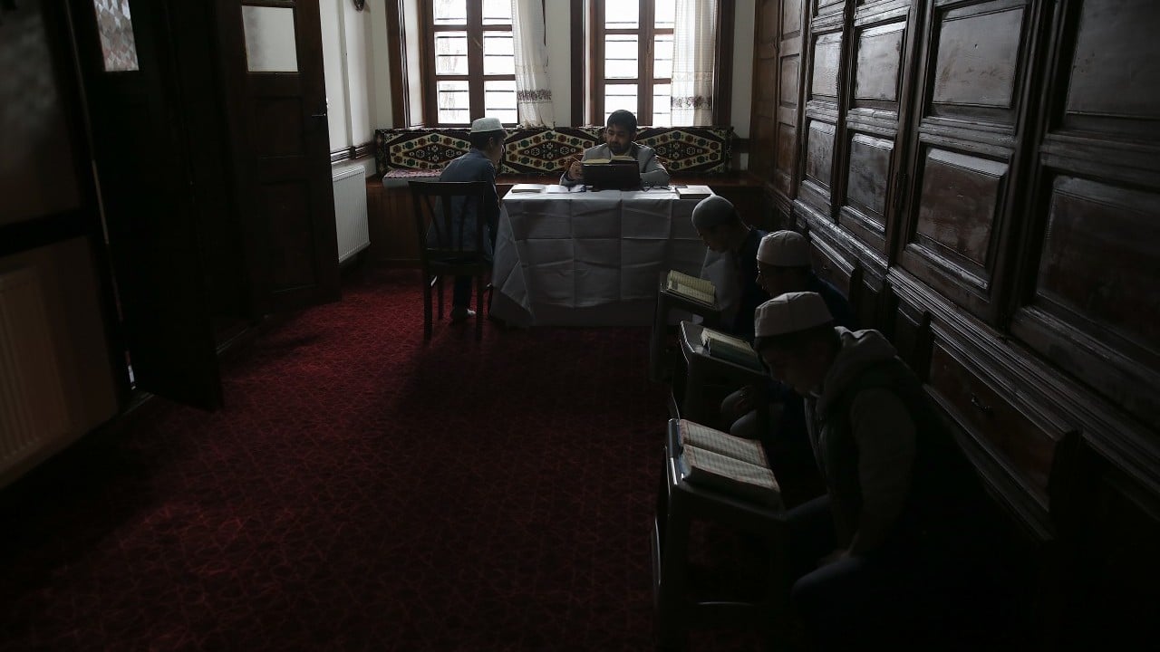 Foto - Deneyimli hocalar eşliğinde yapılıyor: Kur’an’ı unutanlara ezberlerini tazeleme imkanı