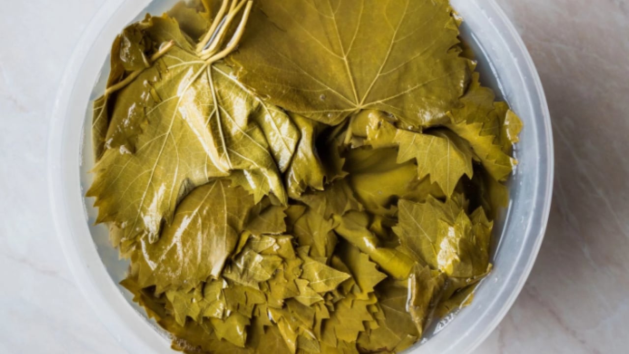 Foto - Deneyince farkını göreceksiniz! Dağılmayan yaprak sarma yapmanın doğal yolu