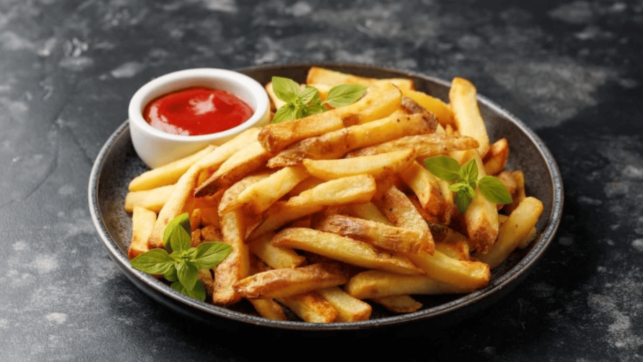 Foto - Deneyince farkını göreceksiniz! İşte çıtır çıtır patates kızartması yapmanın kolay yolu