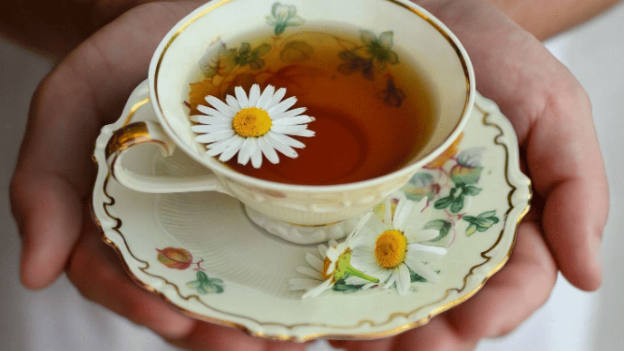 Foto - Deneyince farkını göreceksiniz! Karın ağrısını dakikalar içinde çözen yöntem