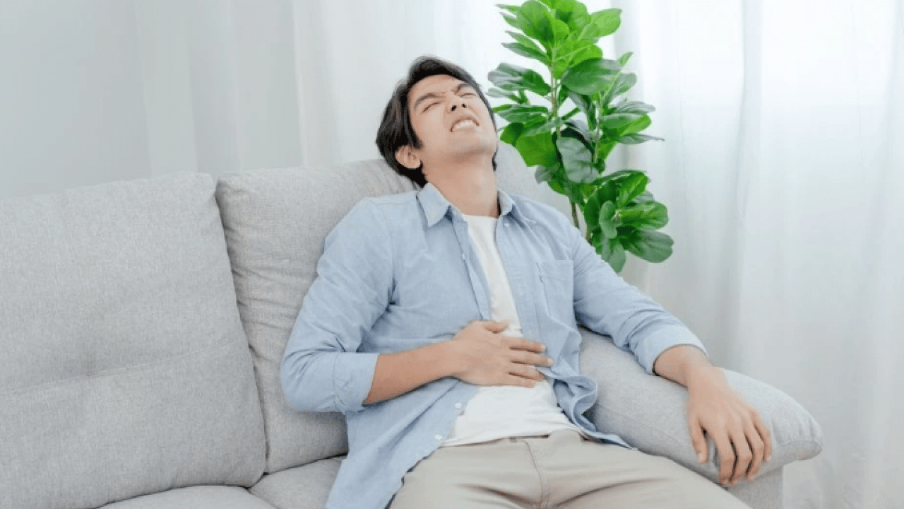 Foto - Deneyince farkını göreceksiniz! Karın ağrısını dakikalar içinde çözen yöntem