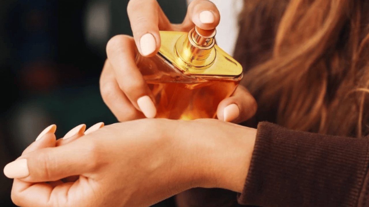 Foto - Deneyince farkını göreceksiniz! Parfümün kalıcılığını arttıran doğal yöntem