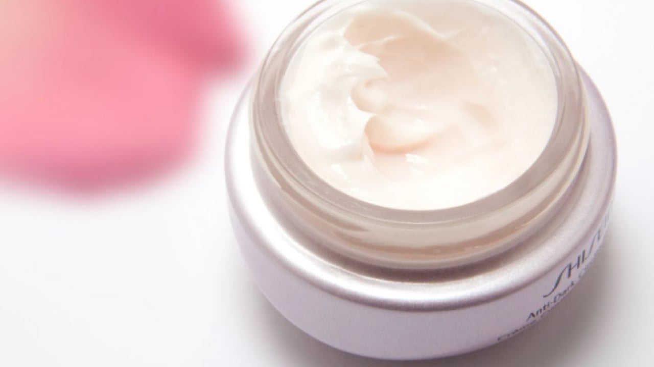 Foto - Deneyince farkını göreceksiniz! Parfümün kalıcılığını arttıran doğal yöntem