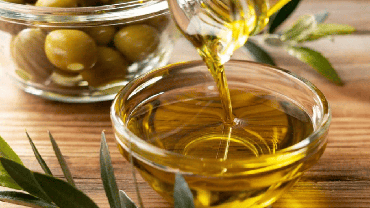 Foto - Deneyince farkını göreceksiniz! Saç dökülmesine karşı doğal yöntem açıklandı