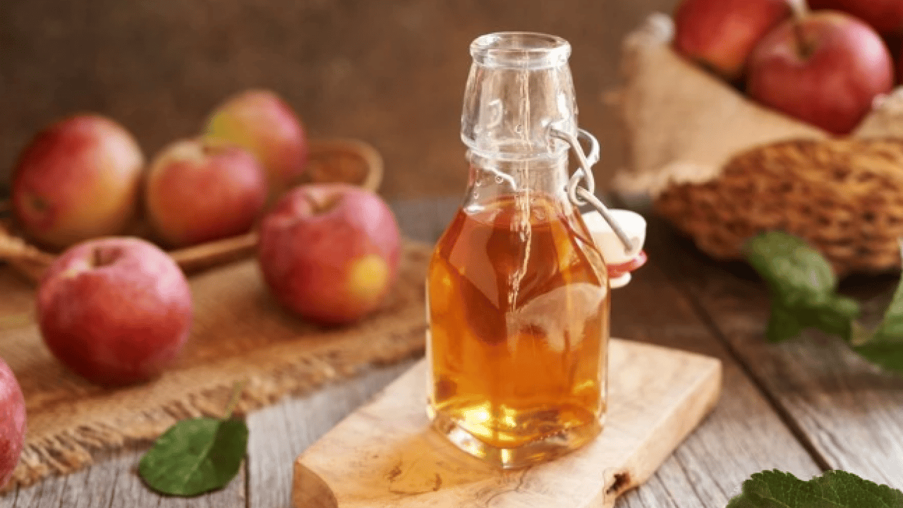 Foto - Deneyince farkını göreceksiniz! Saçları kepekten kurtaran doğal yöntem açıklandı