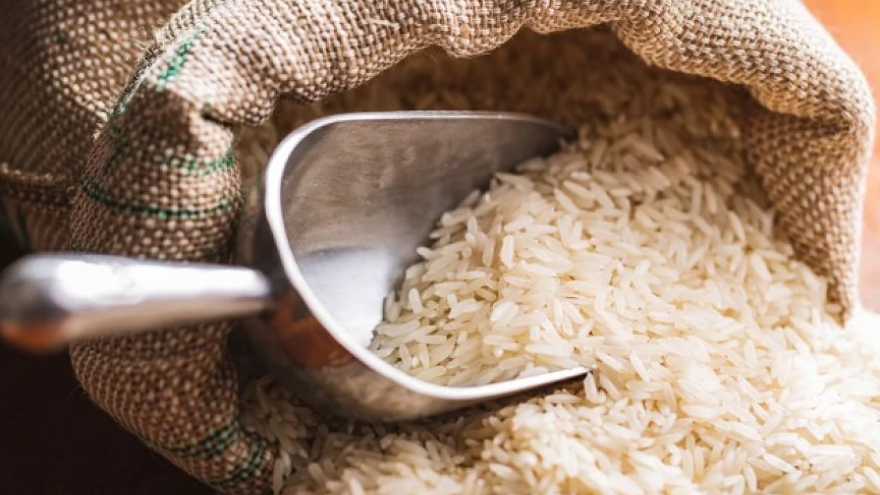 Foto - Deneyince farkını göreceksiniz! Sarımsakları aylarca taze saklamanın yolu