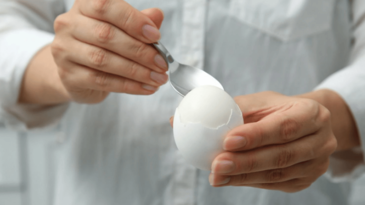 Foto - Deneyince farkını göreceksiniz! Yumurta kabuklarını kolayca soymanın doğal yolu