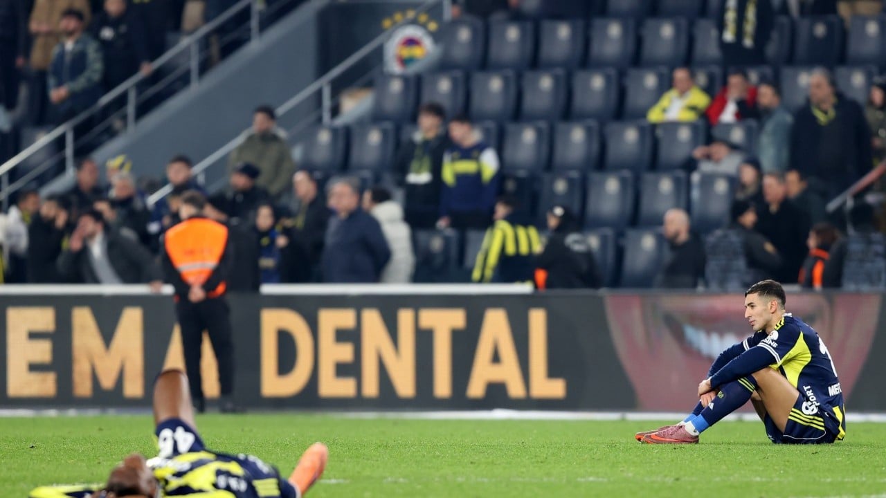 Foto - Dengeleri sarsacak gelişme yine Kadıköy'de... Fenerbahçe'ye darbe 'uzaktan' gelmedi