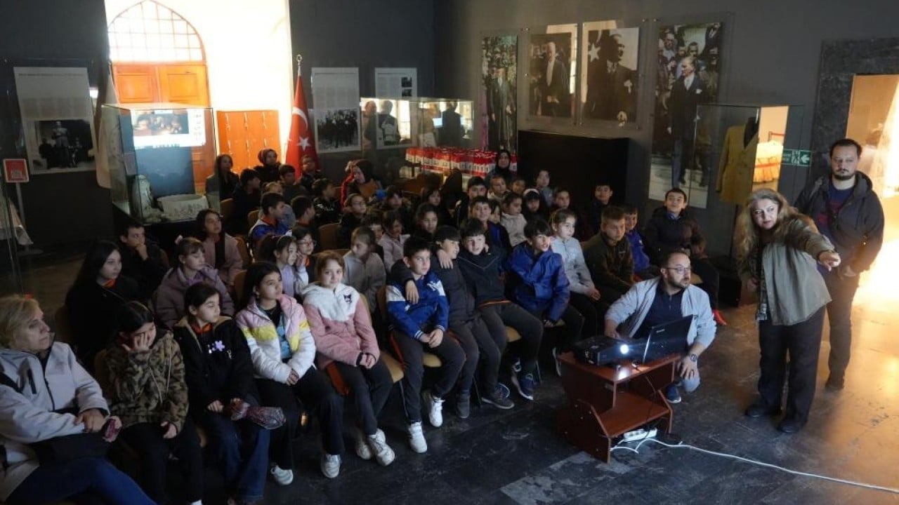 Foto - Deniz kumu elenirken bulunmuştu! 16. yüzyıla ait sikkeler müzede sergileniyor