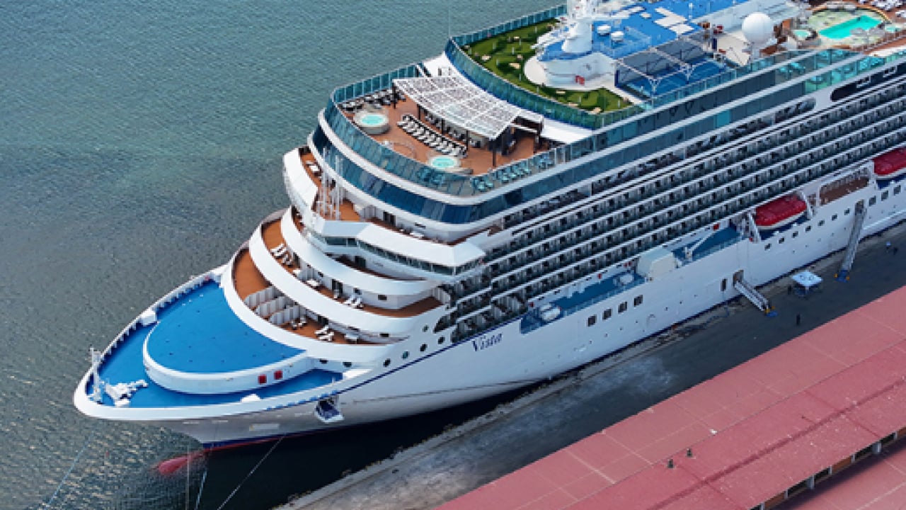 Foto - Denizlerin devi Çeşme’ye demir attı: Kruvaziyer turizmi esnafın yüzünü güldürdü!