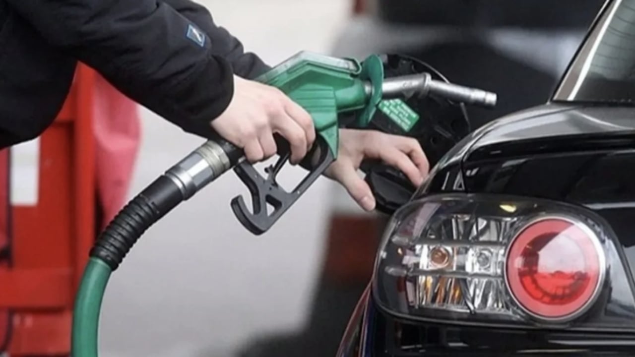 Foto - Deposunu bugün doldurmayan bin pişman olacak! Akaryakıta gece yarısı kallavi zam var