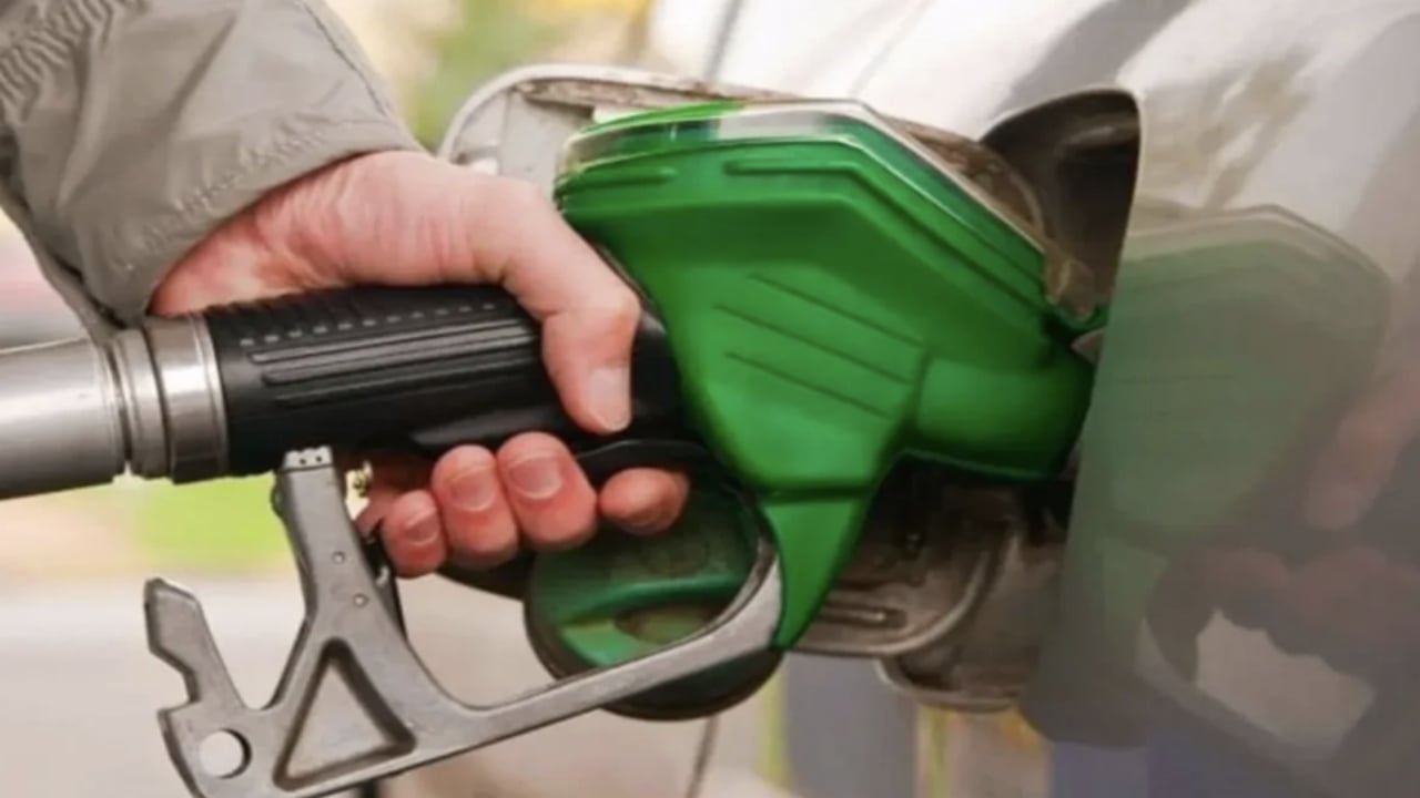 Foto - Deposunu bugün doldurmayan bin pişman olacak! Akaryakıta gece yarısı kallavi zam var