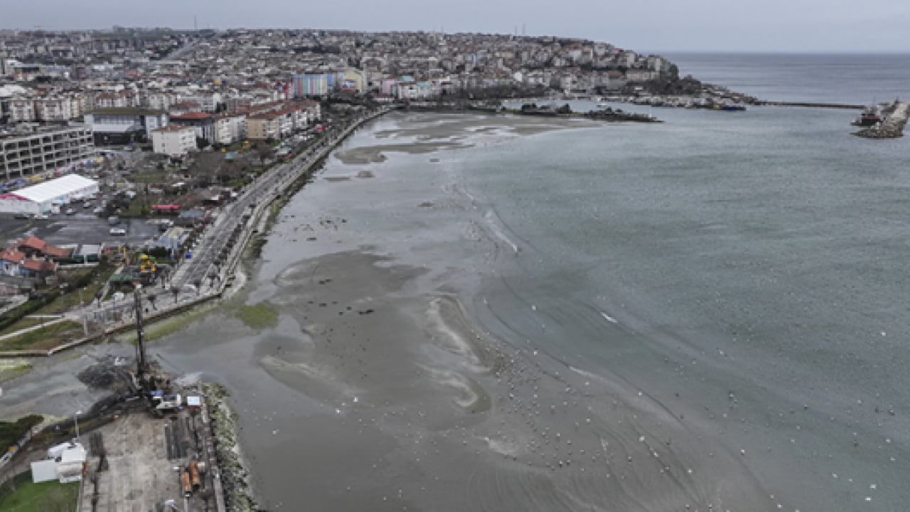 Foto - Silivri'de deniz 200 metre çekildi: Deprem habercisi olabilir mi? 