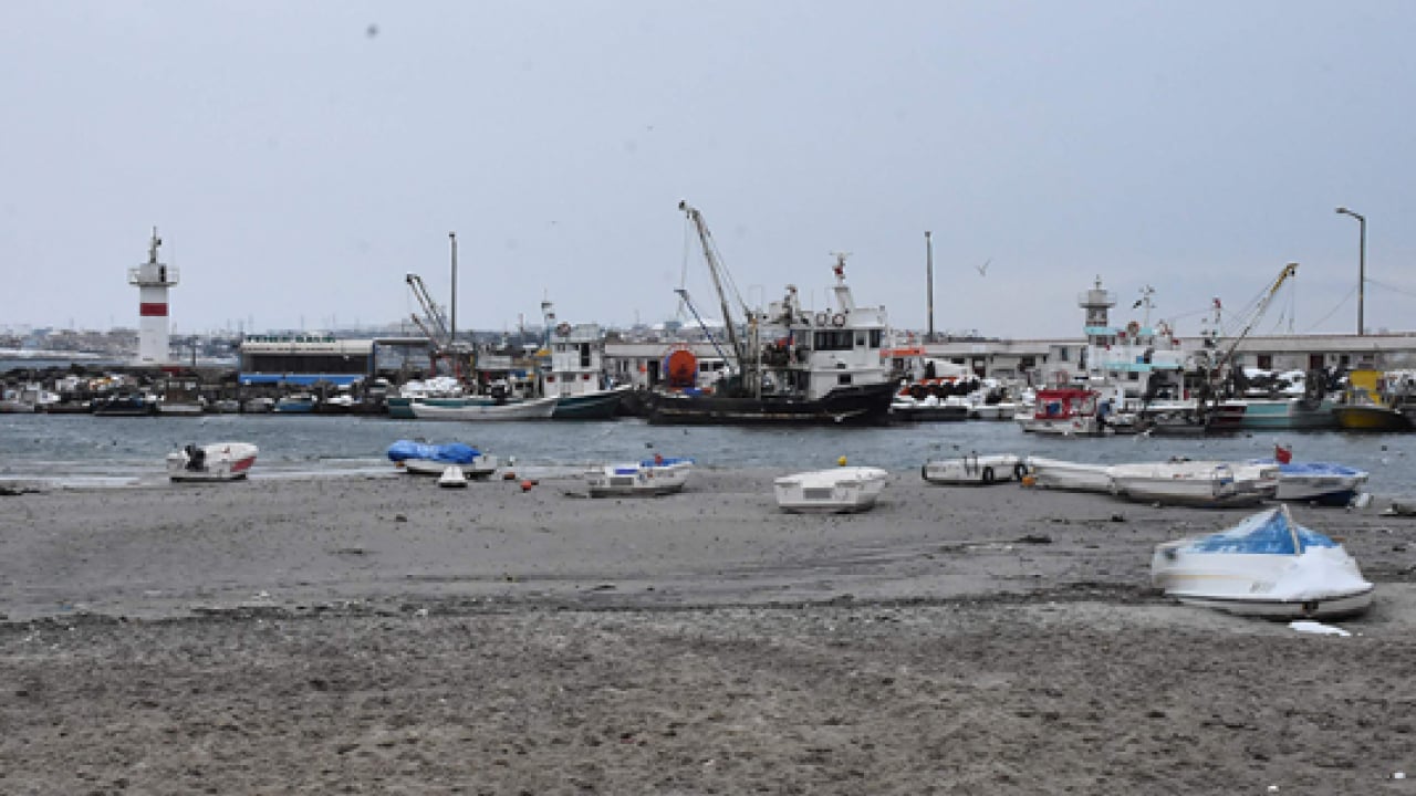 Foto - Silivri'de deniz 200 metre çekildi: Deprem habercisi olabilir mi? 