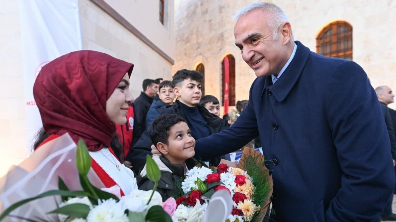 Foto - Deprem sonrası Hatay’da kültürel miras ayağa kalktı: Dört yeni kütüphane Hatay’da hizmete açıldı...