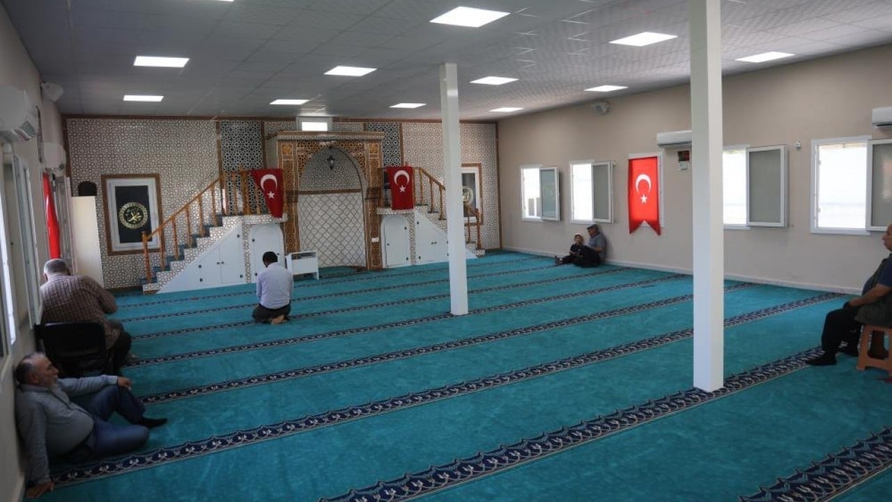 Foto - Deprem sonrası inşa edilen 130'uncu cami ibadete açıldı