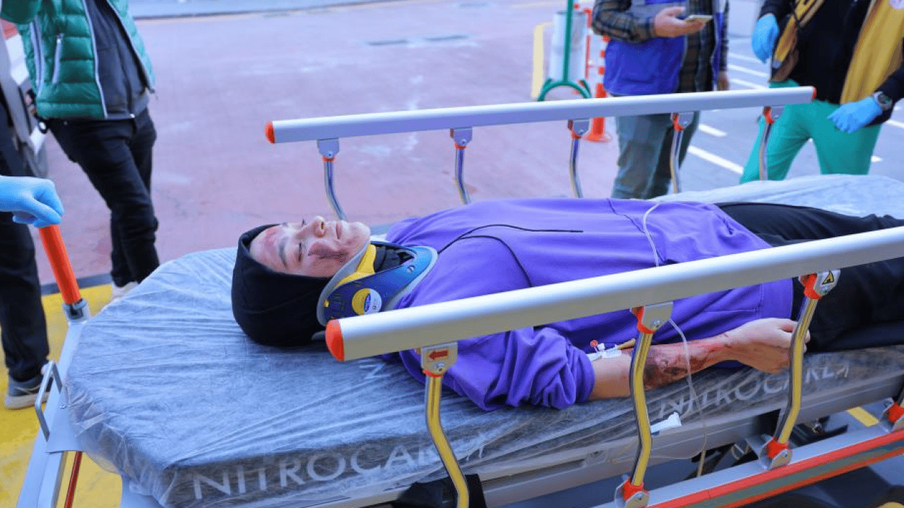 Foto - Deprem tatbikatı yapıldı ama kimse böyle beklemiyordu: Sinir krizleri, çığlıklar ve arbede gerçeği aratmadı 