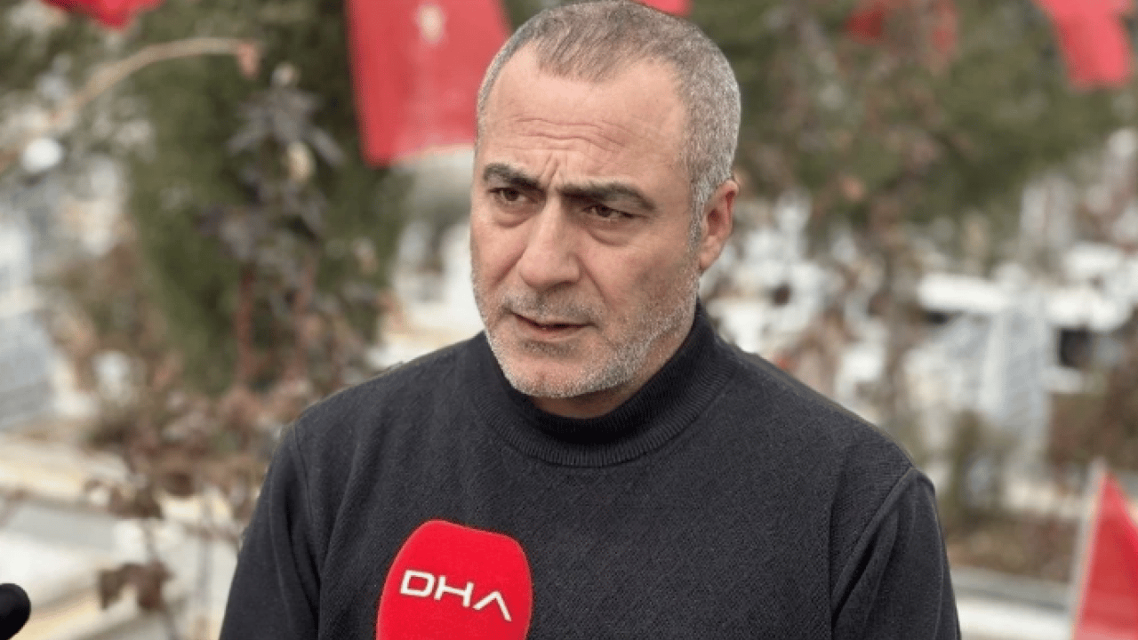 Depremde ailesini kaybeden acılı baba: 'Onlar kurtuldu ben öldüm'