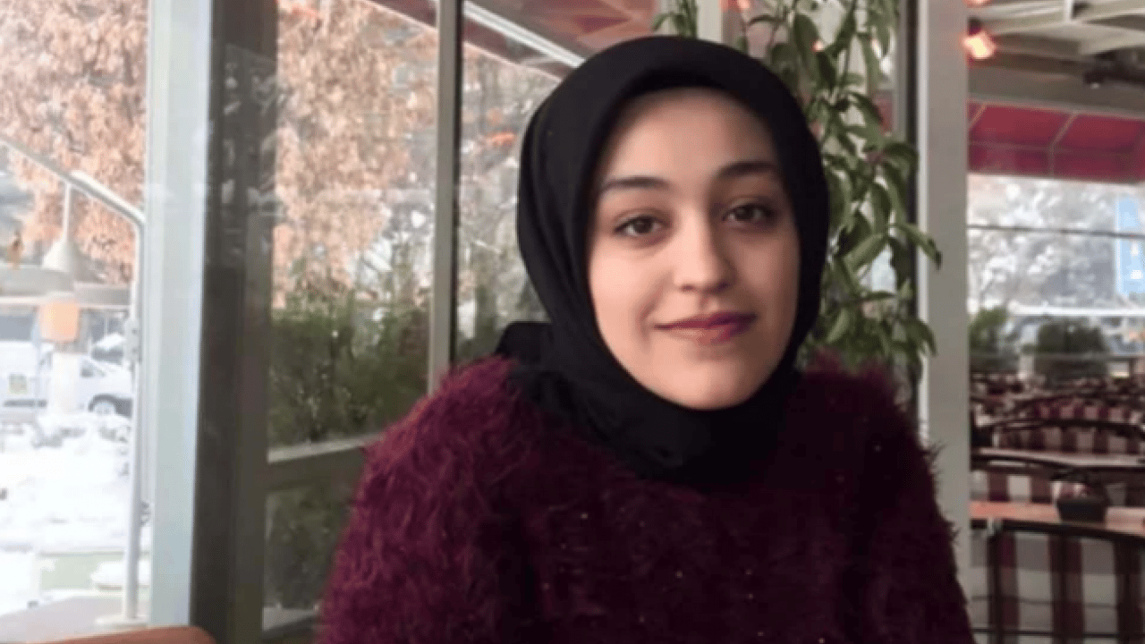 Foto - Depremde ailesini kaybeden acılı baba: 'Onlar kurtuldu ben öldüm'