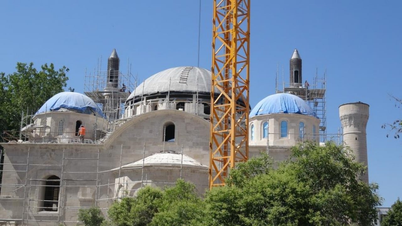 Foto - Depremde yıkılmıştı! Yeni Cami'nin restorasyonunda sona yaklaşıldı