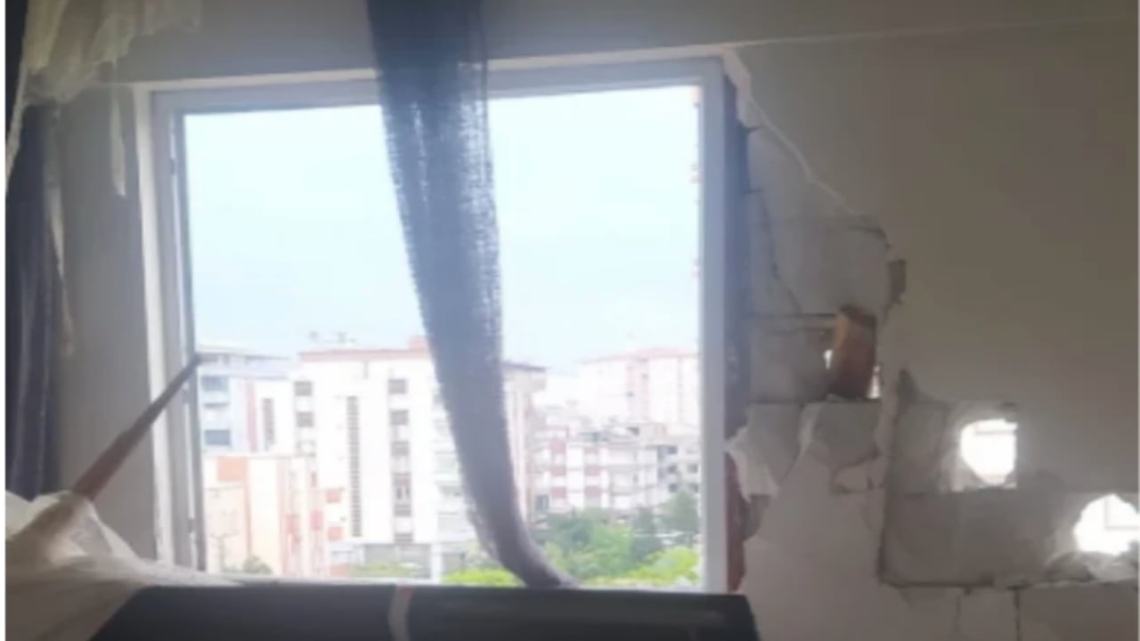 Foto - Depremden sonraki en korkunç günü yaşadılar! Şehri bu defa "süper hücre" vurdu: Okullar tatil edildi, çok sayıda yaralı var
