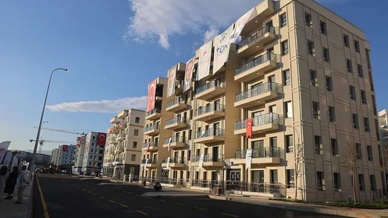 Foto - Depremzede vatandaş evine kavuştu! "Hayallerimizin ötesinde"