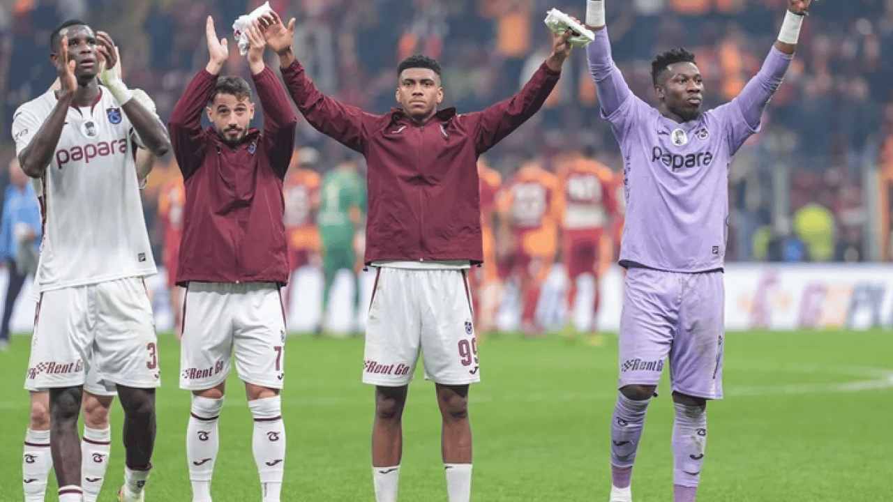 Foto - Derbi maçı sonrası taraftarın cevap aradığı soru bu: Onana neden Beşiktaş'a gelmedi?