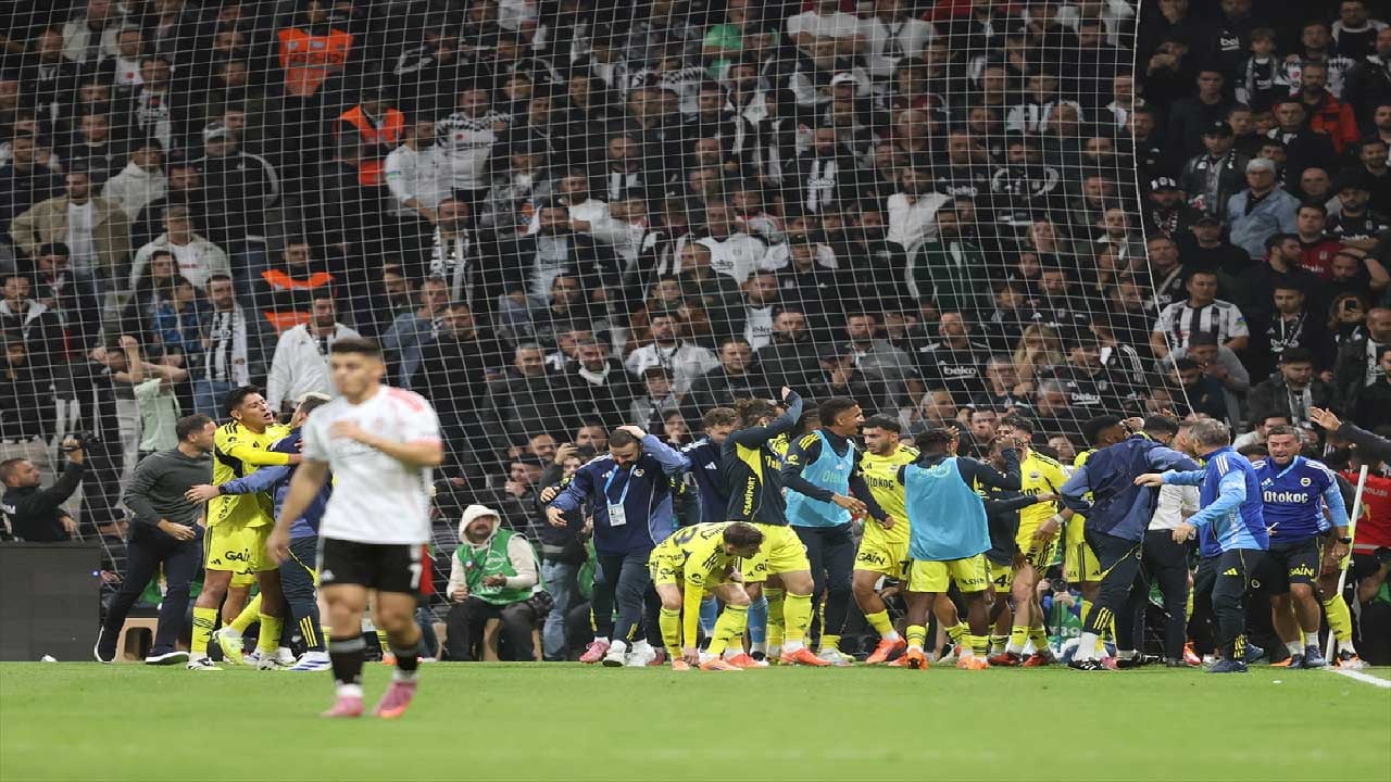Foto - Derbide kritik pozisyonlar! Fenerbahçe-Beşiktaş maçındaki kararları hakemler yorumladı