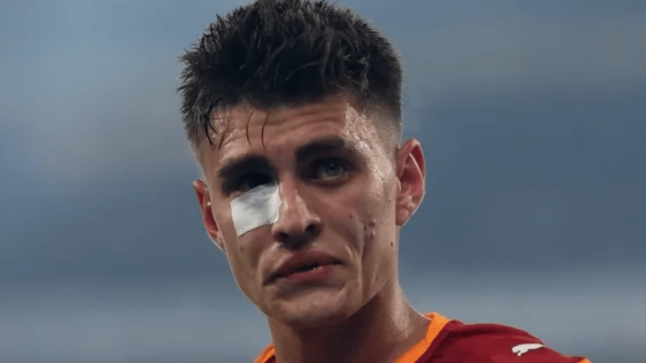 Foto - Derbideki skandal olayda yeni gelişme! Kazımcan’a çakmak atan taraftar yakalandı: Tribün terörüne 1 yıl yasak