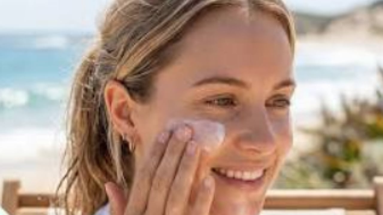 Foto - Dermatoloji uzmanı tek tek anlattı: Sağlıklı bronzlaşma yanılgısına düşmeyin