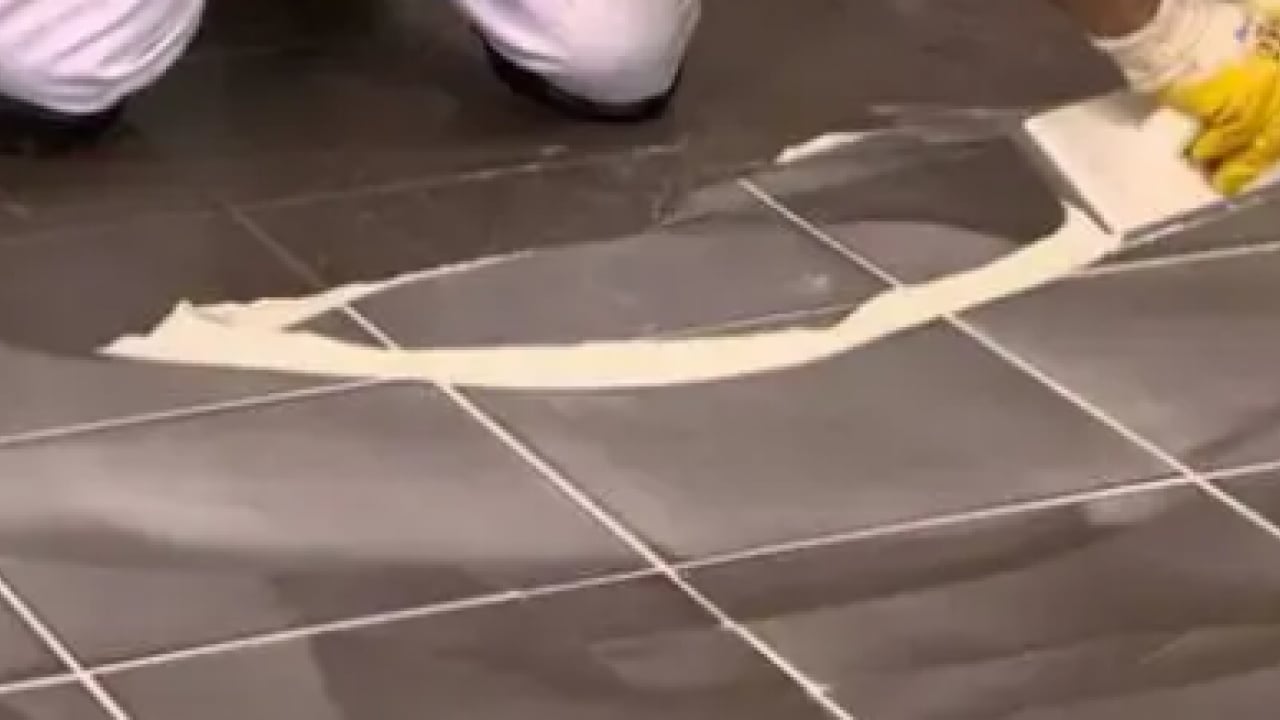 Foto - Derzleri temizlerken dikkat: Bu ikisi karışınca zehir oluyor!